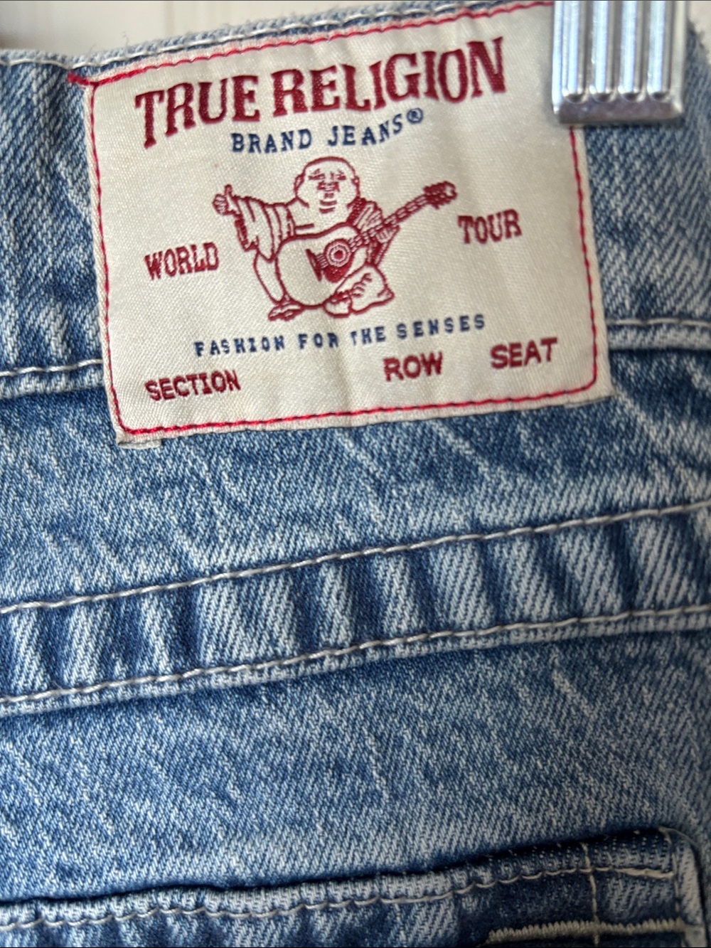 True Religion Ricki Relaxed Straight Jeans 29 Light Wash Painted Pockets Y2K - Picture 13 of 13